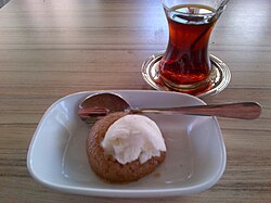İrmik Helvası